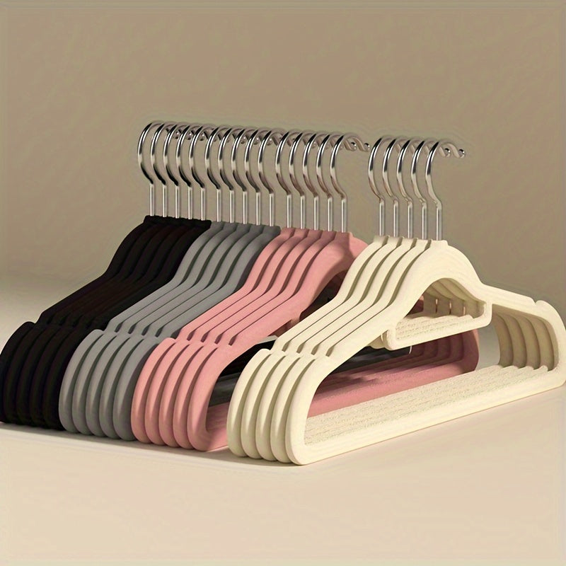 5pcs flocked hangers   pendants flocking non slip