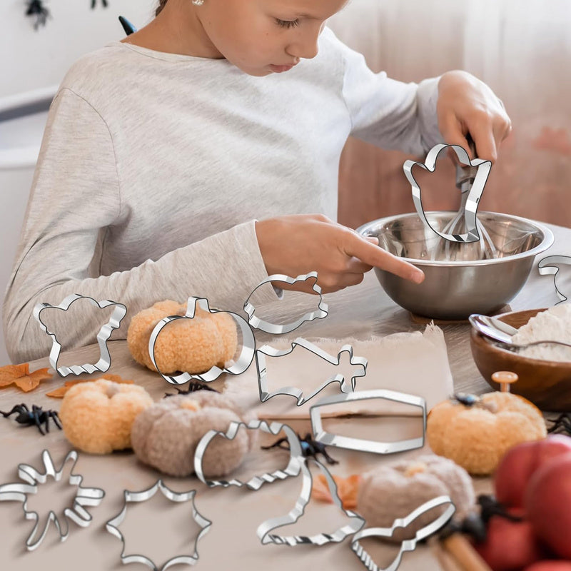a set 12 luxurious cookie cutters halloween in autumn